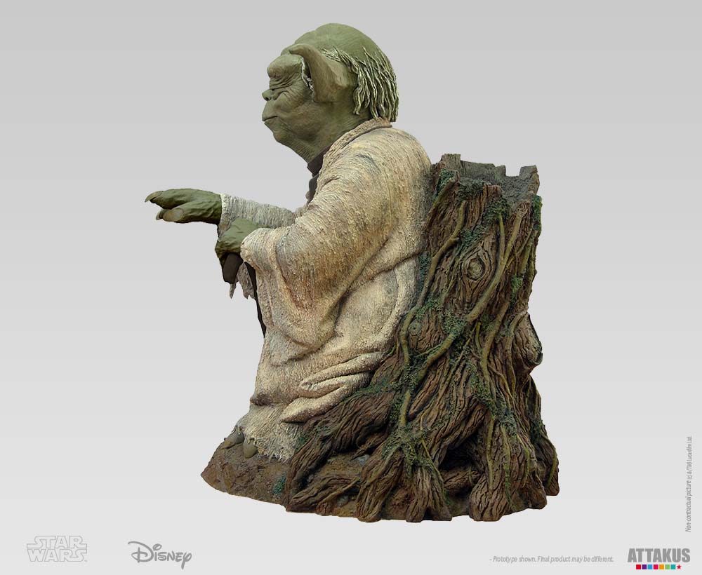 Yoda using the force - Collection Star wars - Grande statue en résine 4