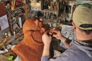 manufacture of the limited edition Tetram troll collection figurine with resin and molding in the Attakus workshop