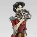 La figurine de Sasmira Rouge