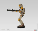 commandant-cody-firing-like-hell-sw005-attakus-star-wars-elite-disney-lucas-8