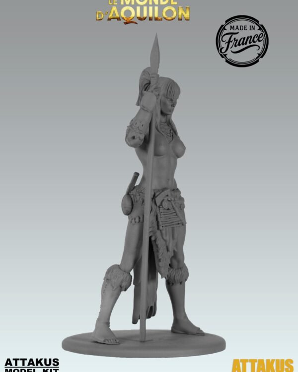 Lea’saa à peindre - Elfes - Le Monde d'Aquilon