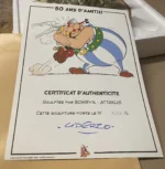 Bagarre Astérix "50 ans d'amitié" Édition Collector Biscuit signée par Uderzo n°30/50 – Image 2